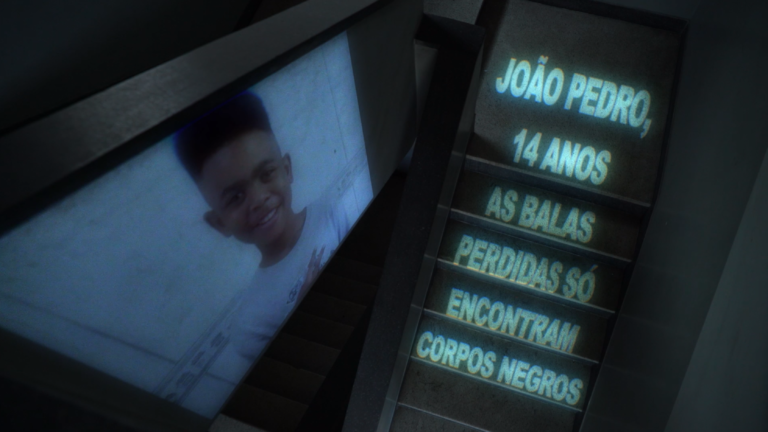 Sessão gratuita com recursos para PCDs, exibição de inédito, debates e estreia e pré-estreia nacionais marcam nova cine-semana do Cinema do Dragão