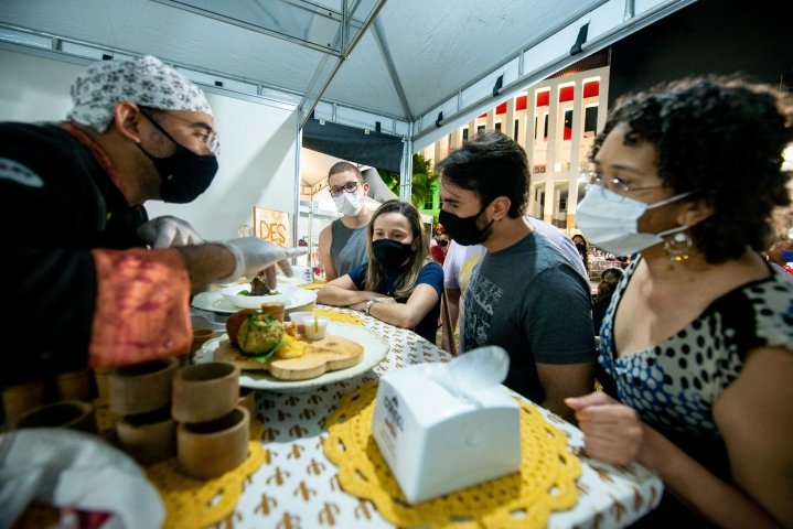 Festival Delícias do Mundo chega a sua 5ª edição com o melhor da gastronomia mundial na Praça Verde do Dragão do Mar