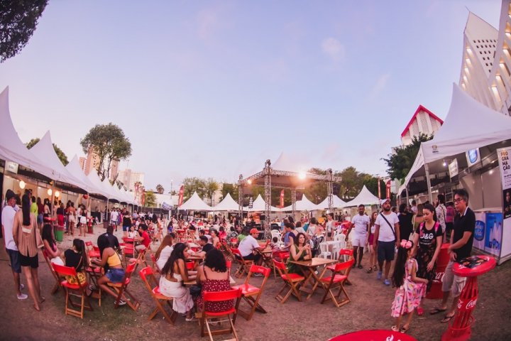 Festival Gastronômico Delícias do Mundo espera receber 12 mil pessoas na Praça Verde do Dragão do Mar