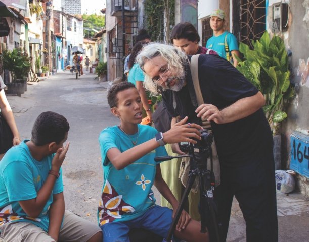 Cinema do Dragão sedia lançamento de documentários inéditos do cearense Henrique Dídimo e homenagem a guardiões da memória, em sessão gratuita no próximo sábado (15)