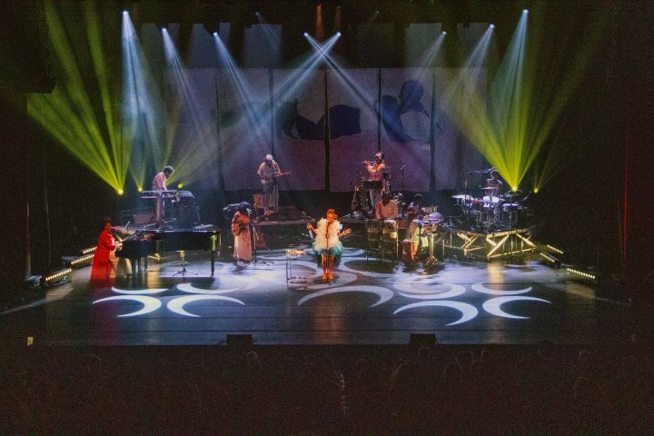Anelis Assumpção e Nayra Costa abrem programação musical do Férias no Dragão, no dia 6 de julho