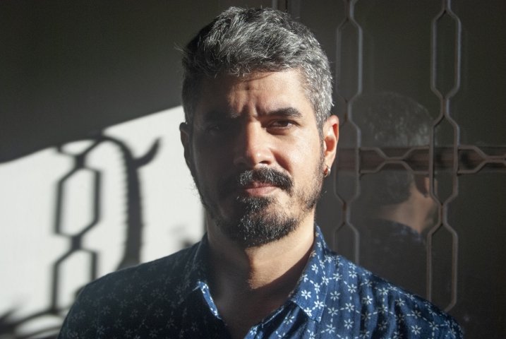 Cinema do Dragão recebe duas sessões especiais de estreia do novo filme do diretor cearense Guto Parente