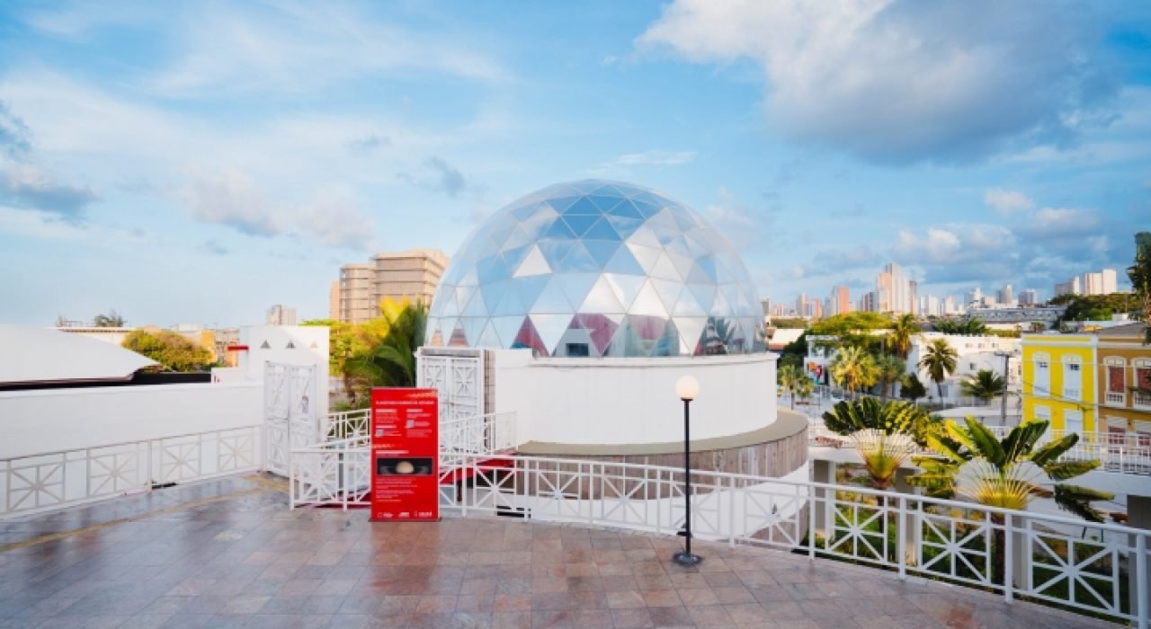 28bb80b54ef51d2bb8f8697da560778f