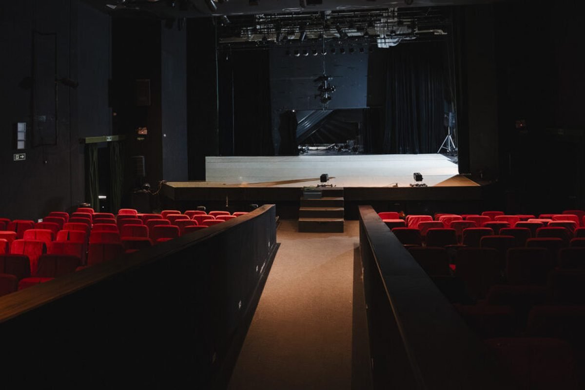 Artur Bluz-121_Easy-Resize.com