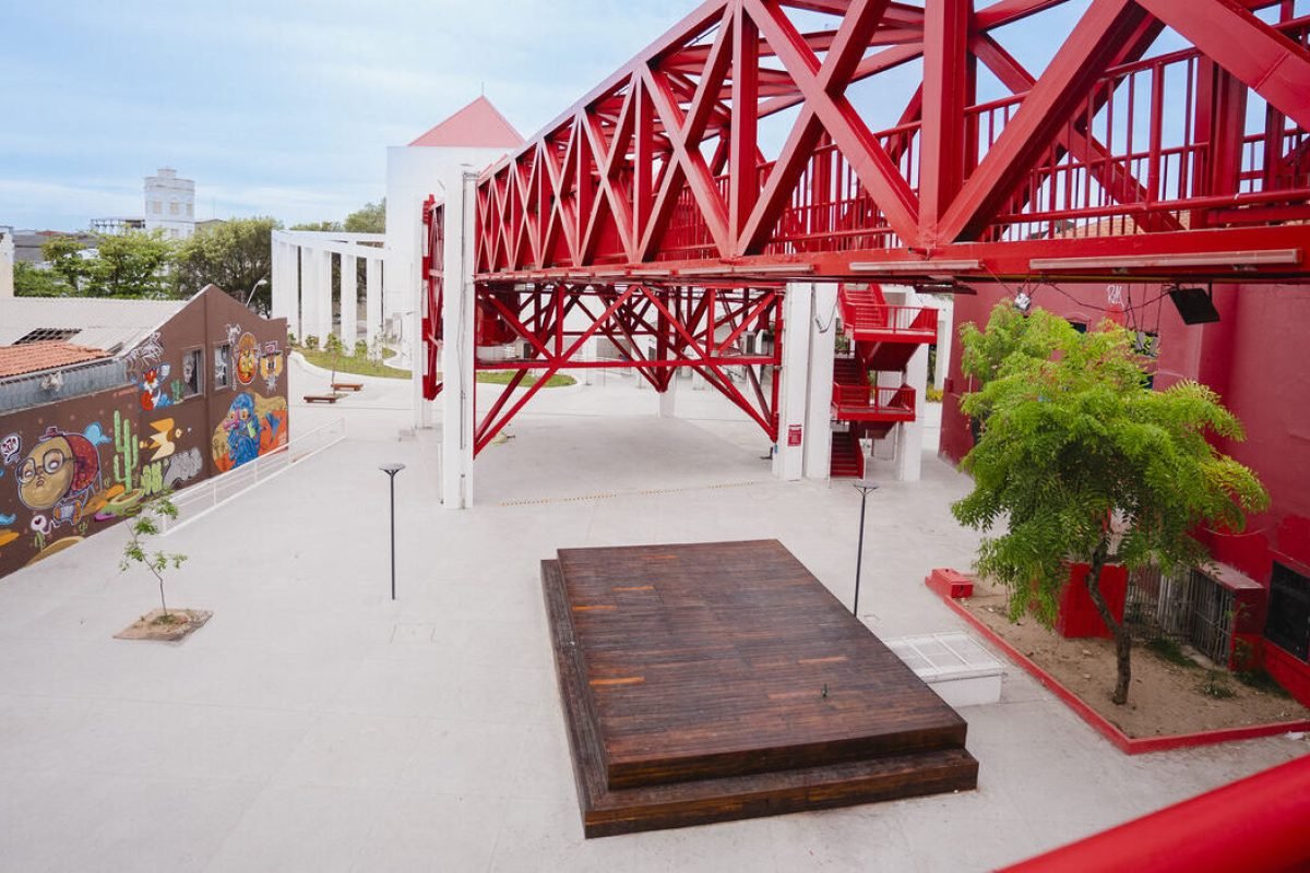 ArturBluz-6_Easy-Resize.com